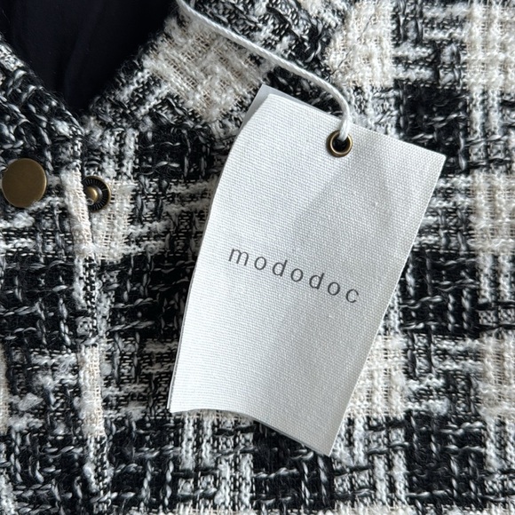 Mododoc Cinched Oversized Bomber Jacket Cream and Black Plaid Size Small - Picture 4 of 5